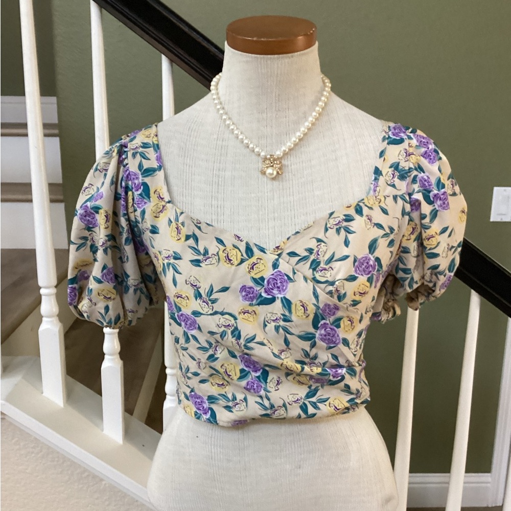 Floral Puff Sleeve Top